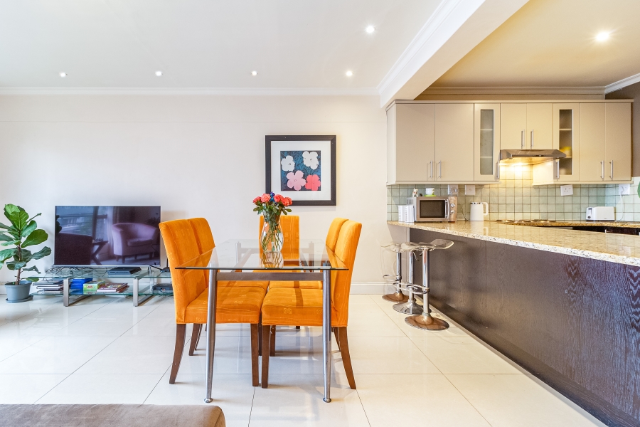 To Let 3 Bedroom Property for Rent in Sea Point Western Cape